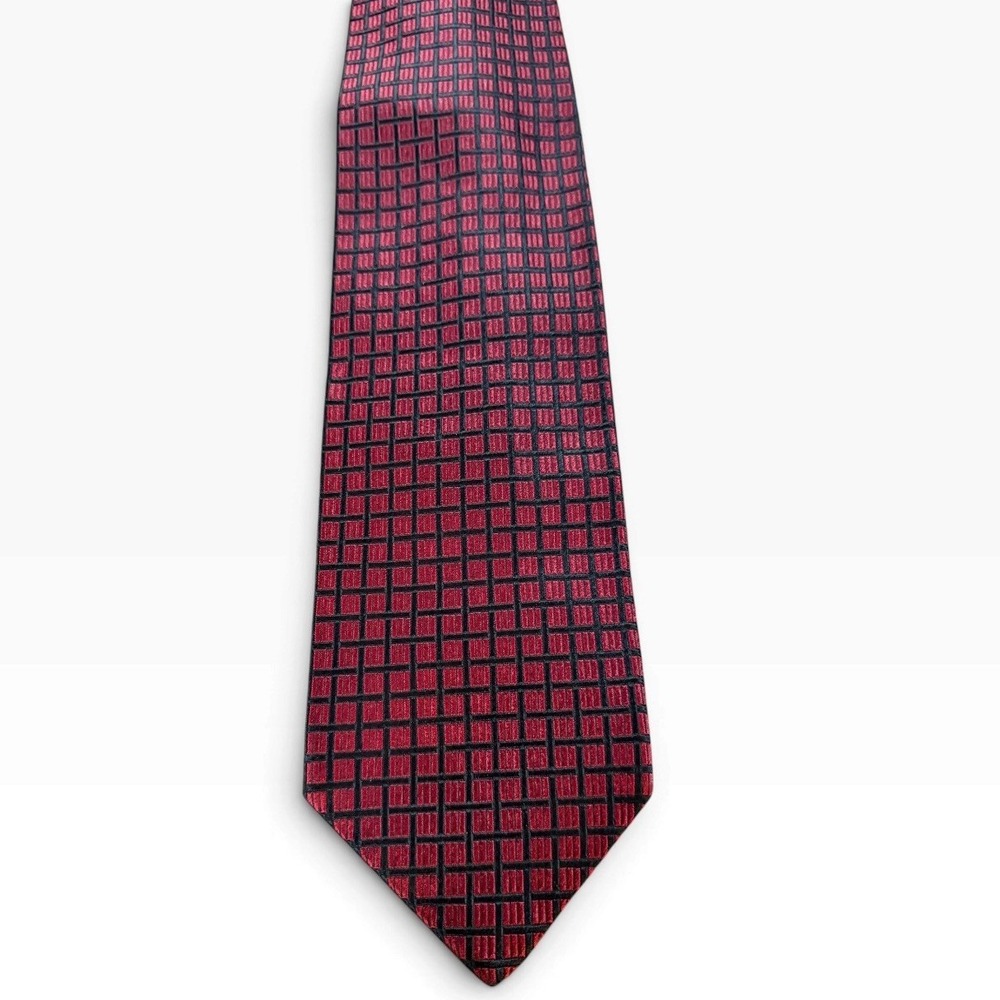 Ermenegildo Zegna Silk Tie Burgundy Black Geometric Grid Made in Italy Luxury